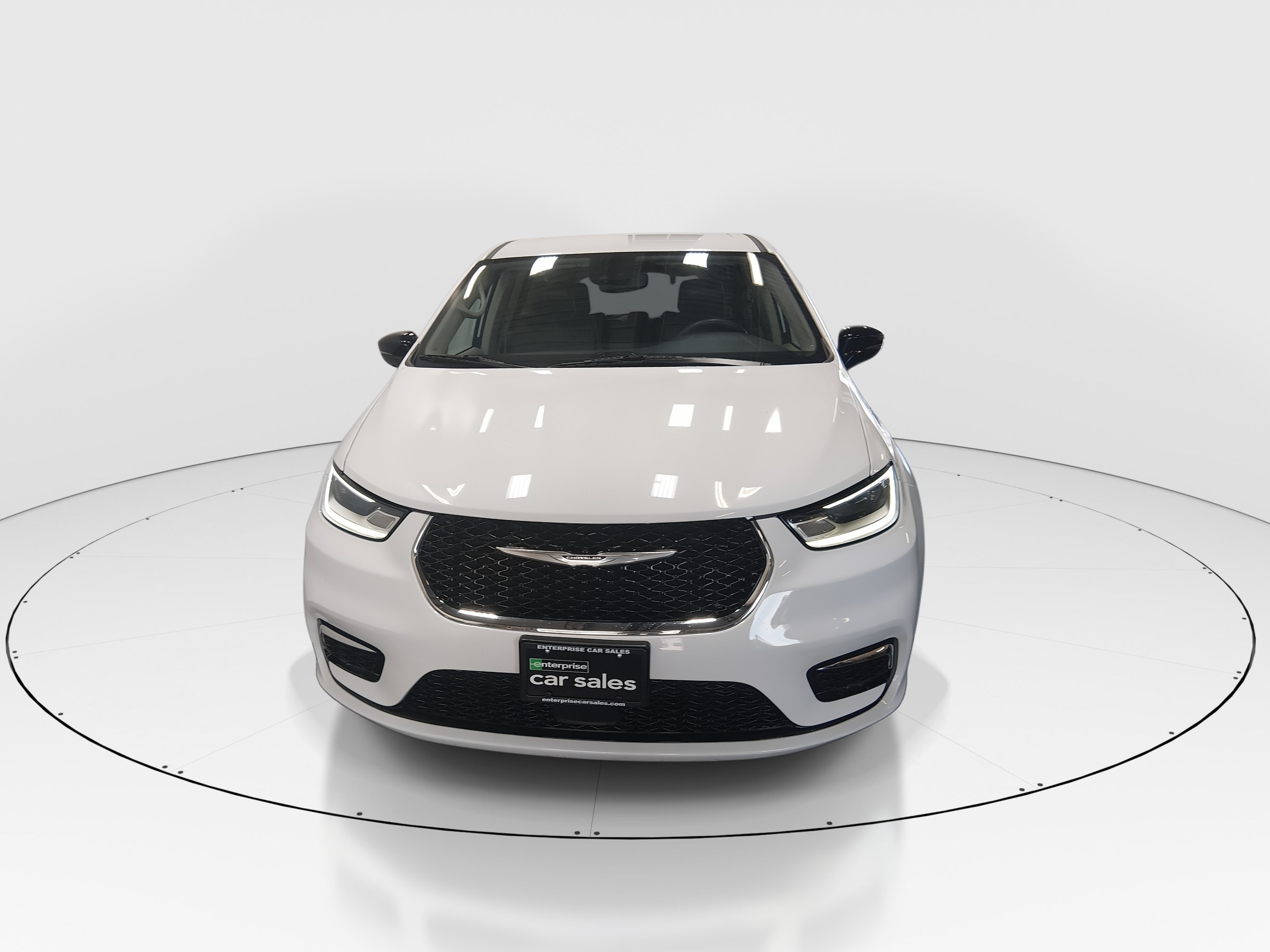 chrysler pacifica phev 2024 2C4RC1S70RR121824 image chrysler pacifica phev 2024 2C4RC1S70RR121824 image